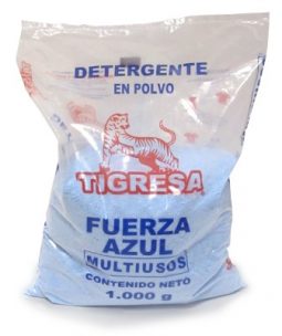 Detergente en polvo Tigresa Fuerza azul 100 g referencia 3143